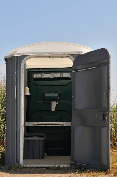 Portable Toilet Options We Offer in Mount Repose, OH